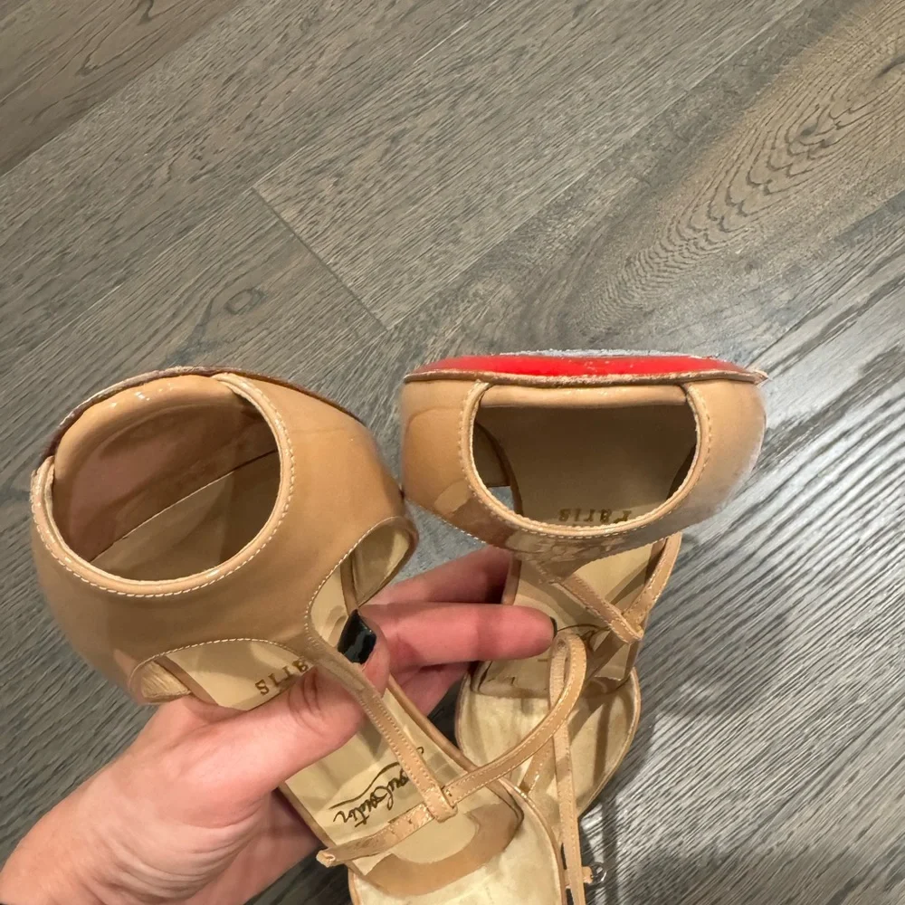 Christian Louboutin Senora Peep-Toe Sandals - Picture 5 of 7